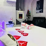 Moya Suites 2 - Spa In Camera